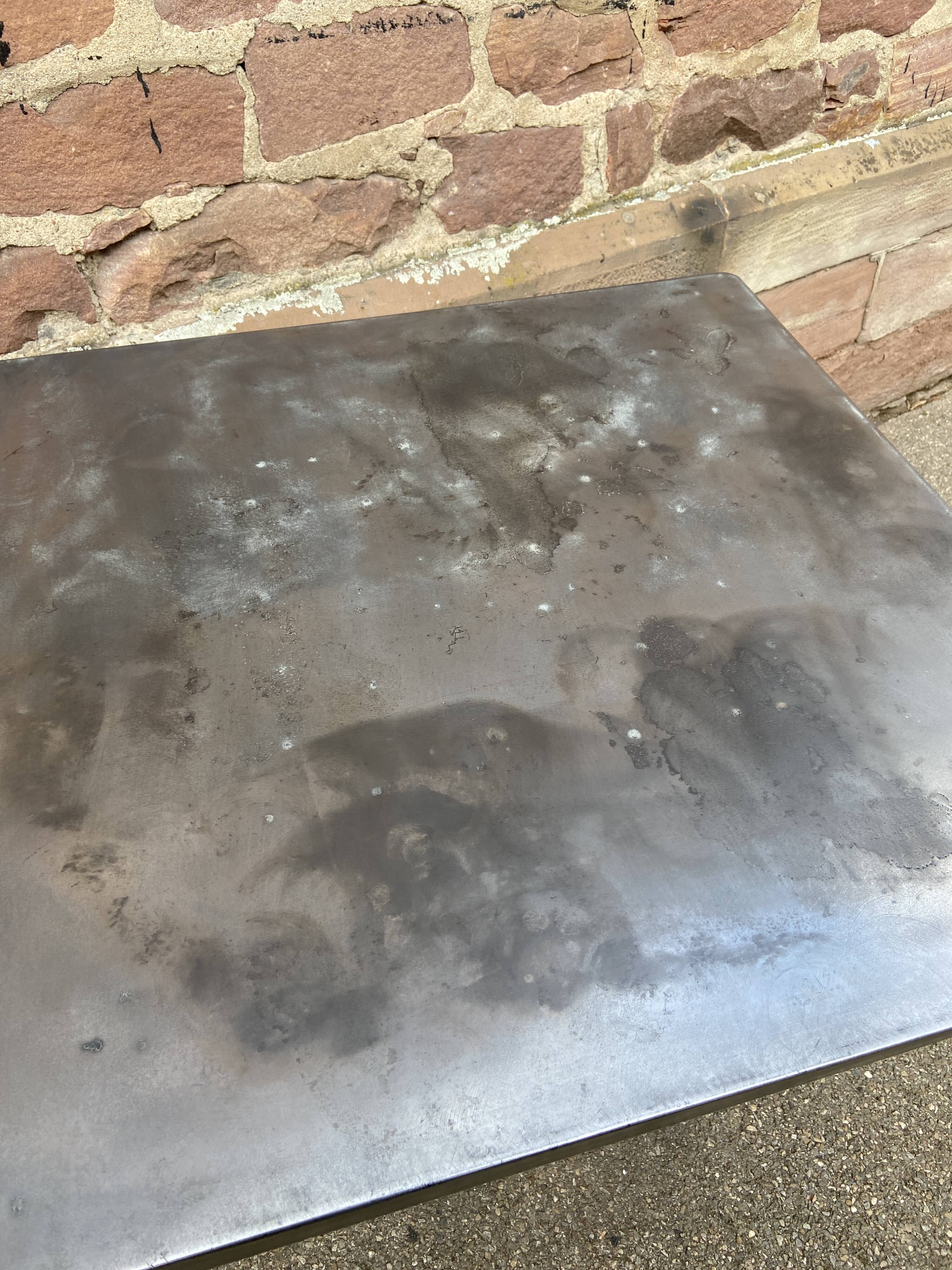 Table Tolix by Xavier Pauchard model Kub 1960s