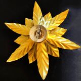 Wall lamp flower