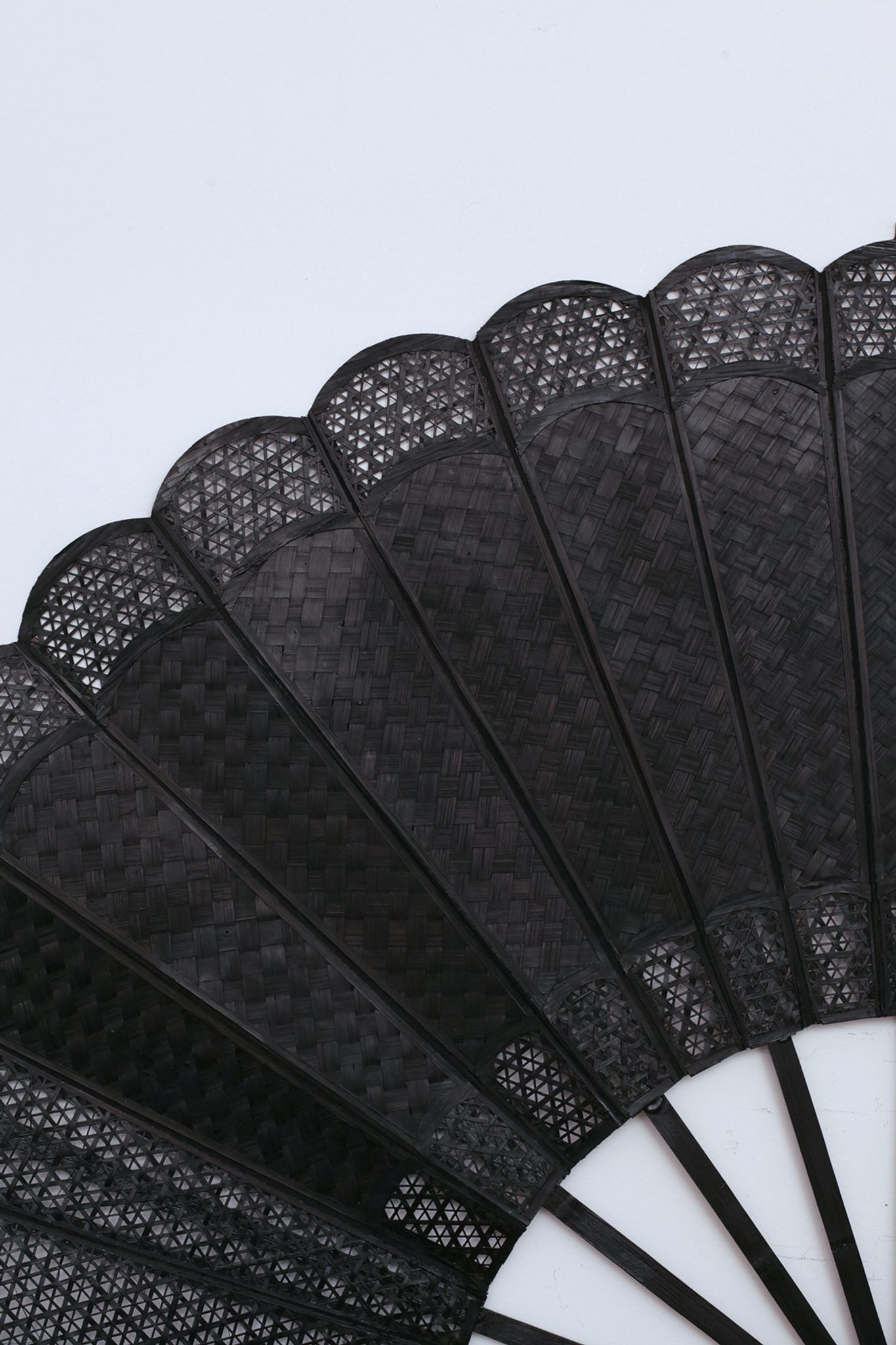 Large fan dark canage - 144 cm