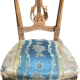 Chaise en bois sculpté
