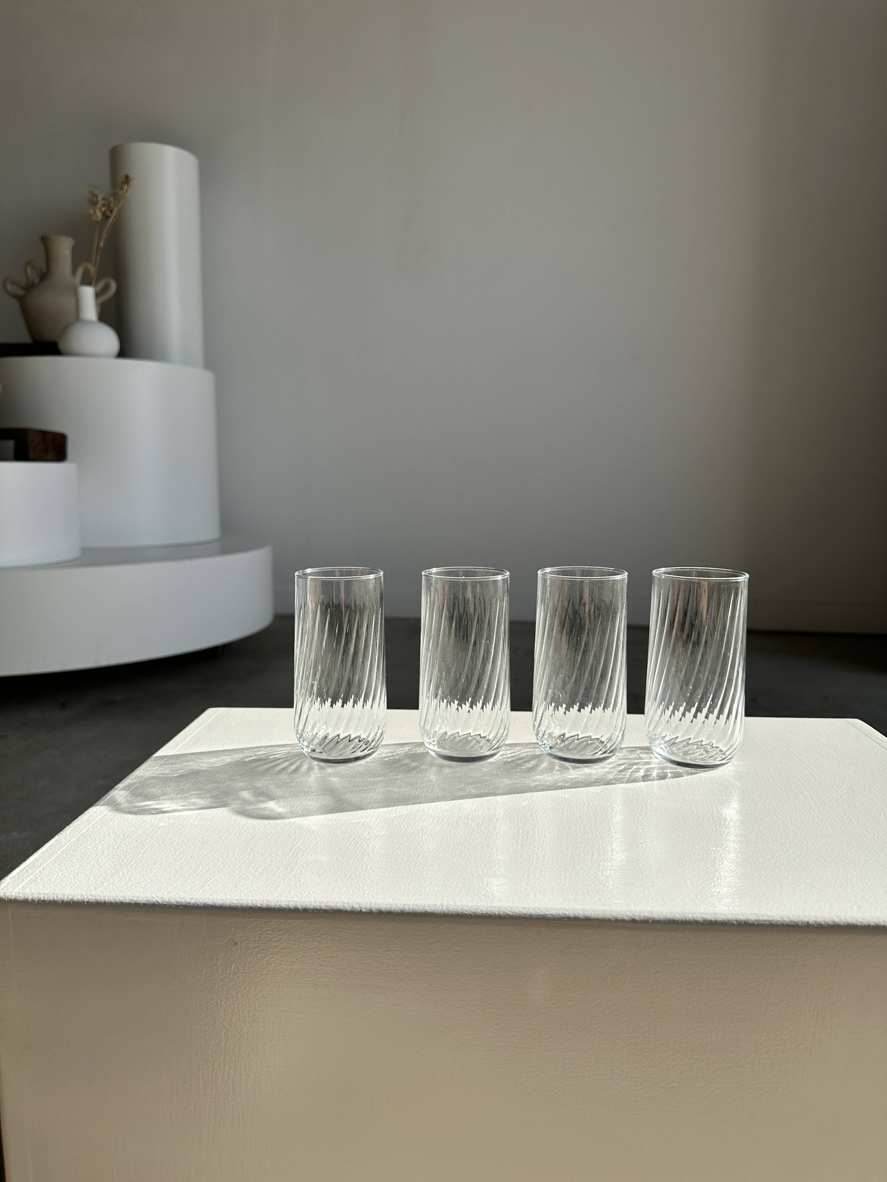 Lot de 4 verres à eau transparent torsadé H:12cm