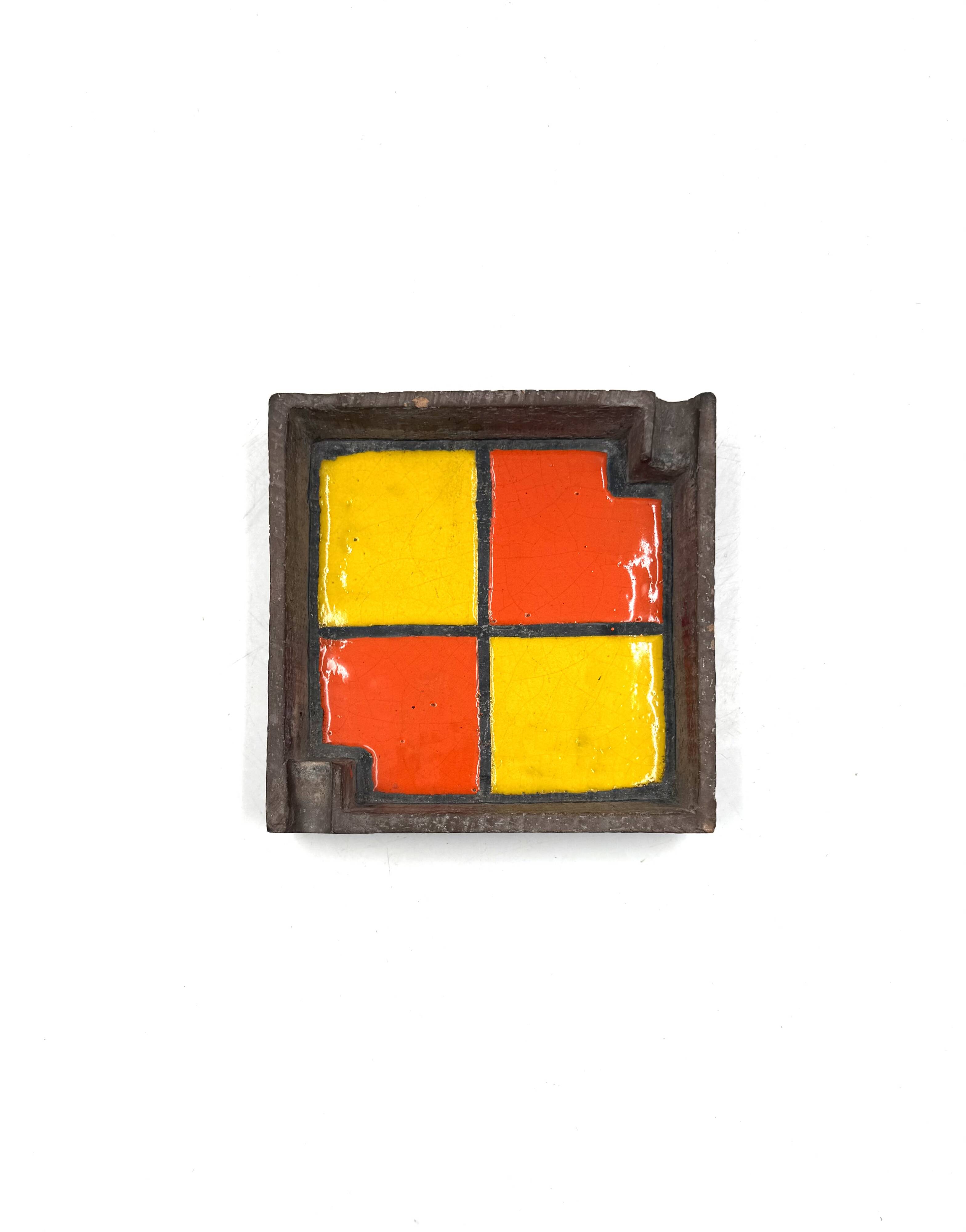 Mid-century space age ceramic ashtray, Aldo Londi Bitossi Italy 1970s