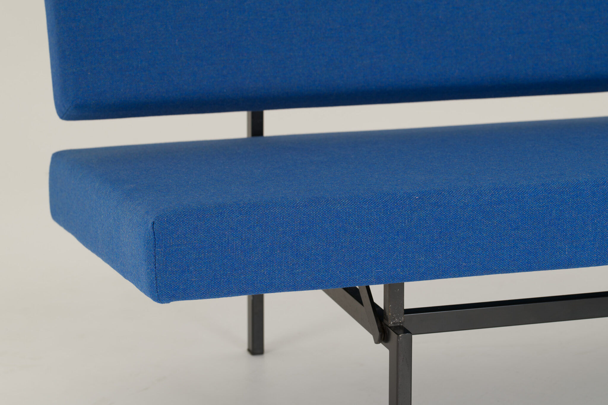 Model 540 daybed - Gijs van der Sluis