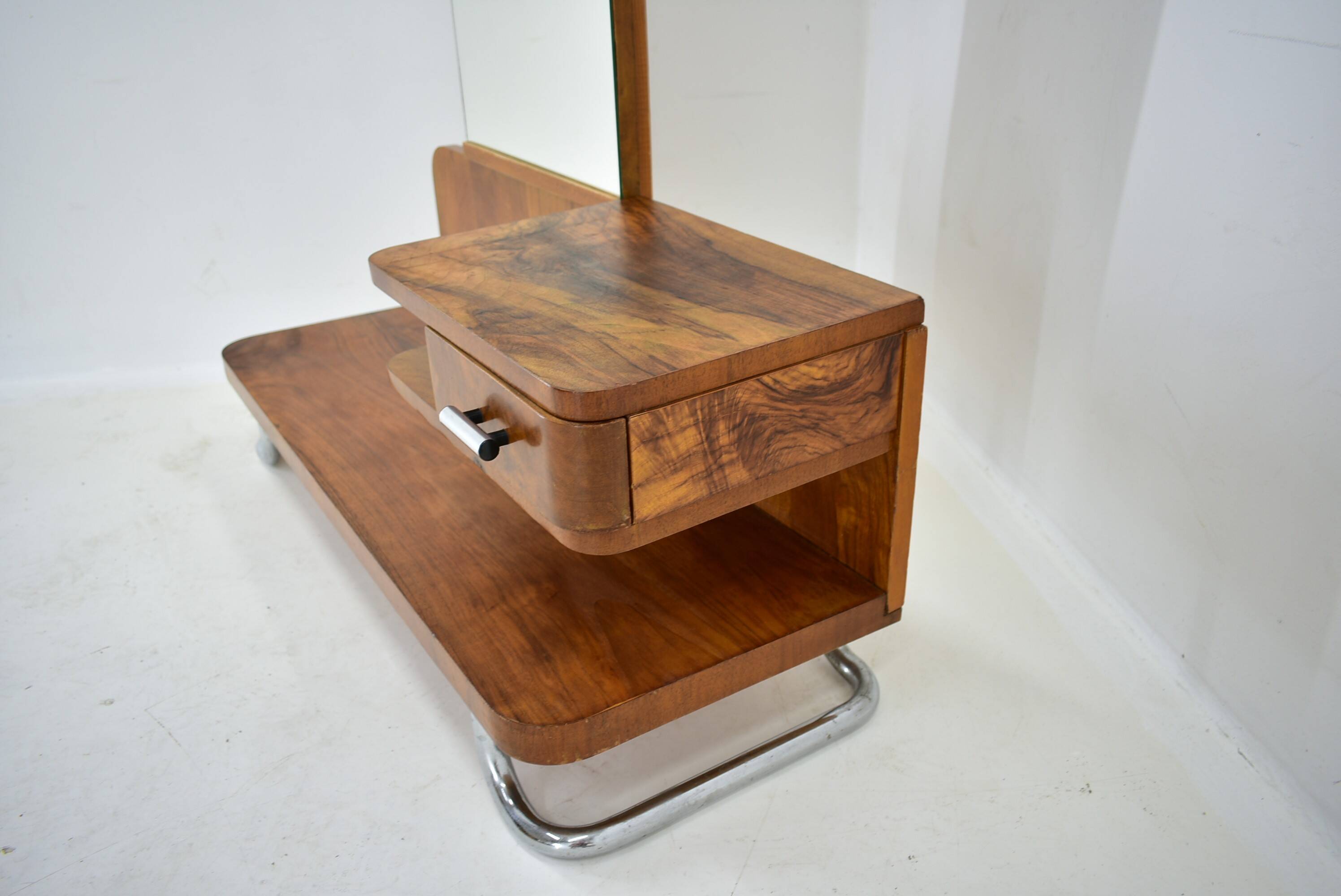 Chrome Bauhaus dressing table, 1930s