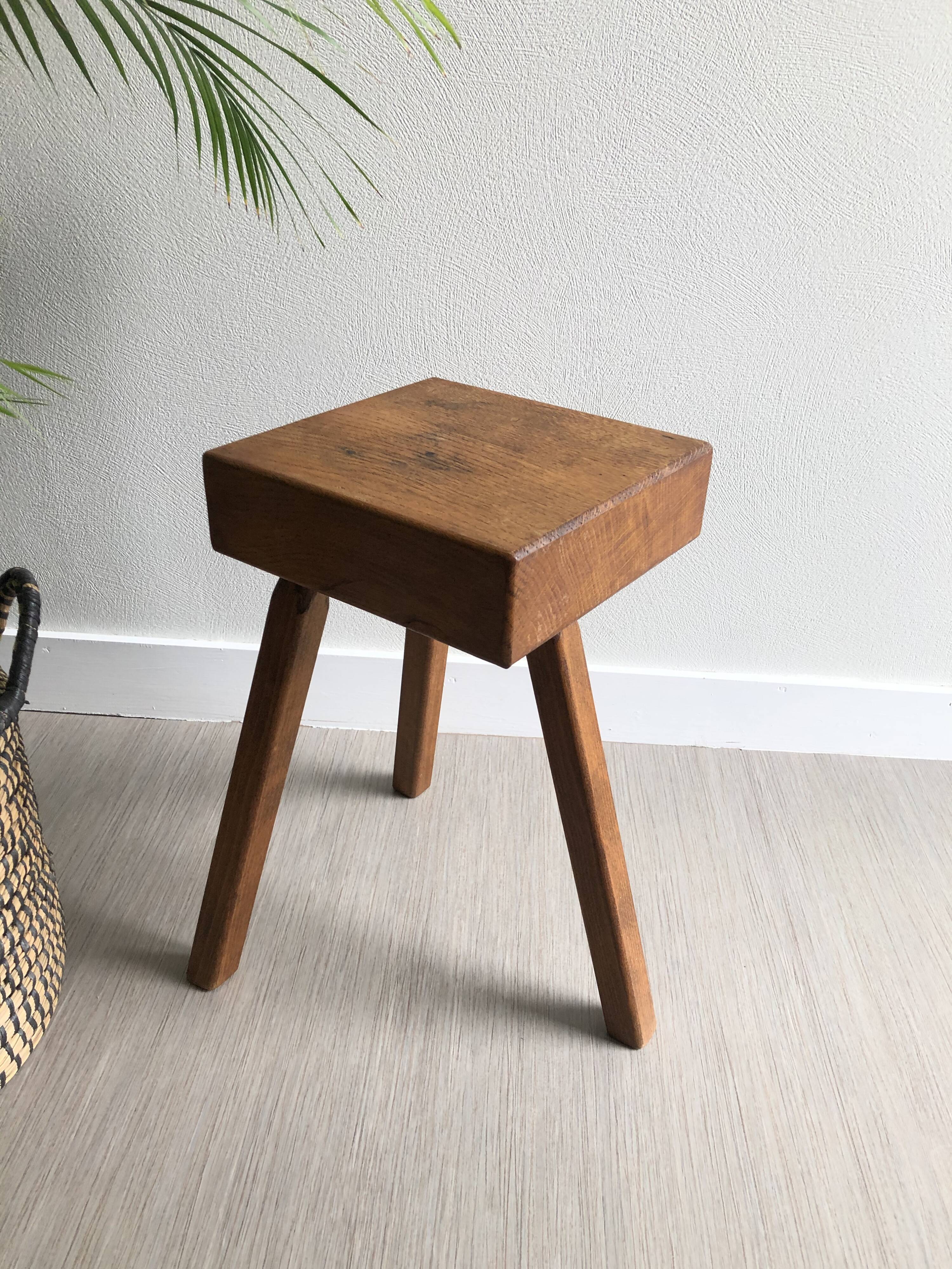 Tripod wooden stool