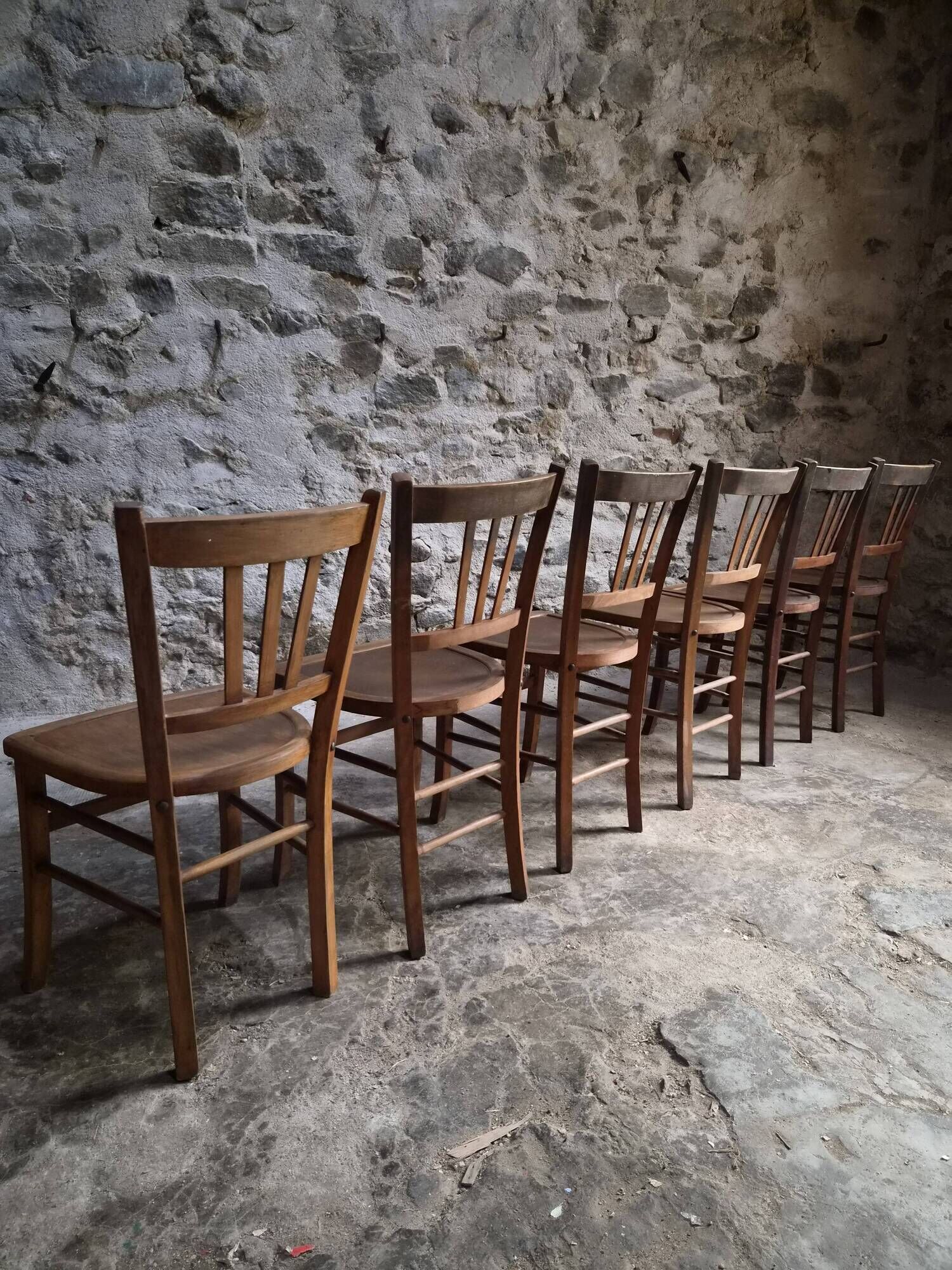 Set of 6 vintage French bistro chairs – Beech, 1950s