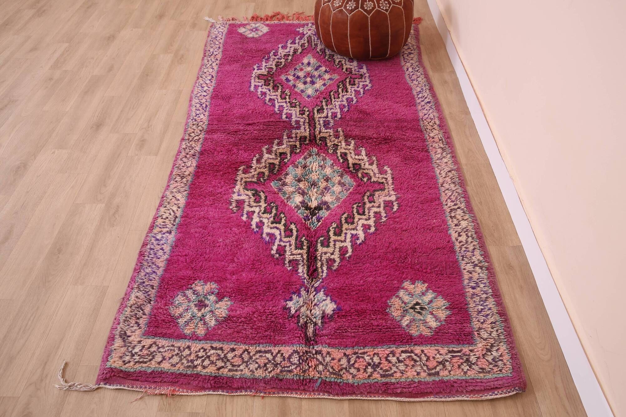 Purple vintage Moroccan Rug 116 x 234 cm, Berber Wool Rug Handmade, Old Rug