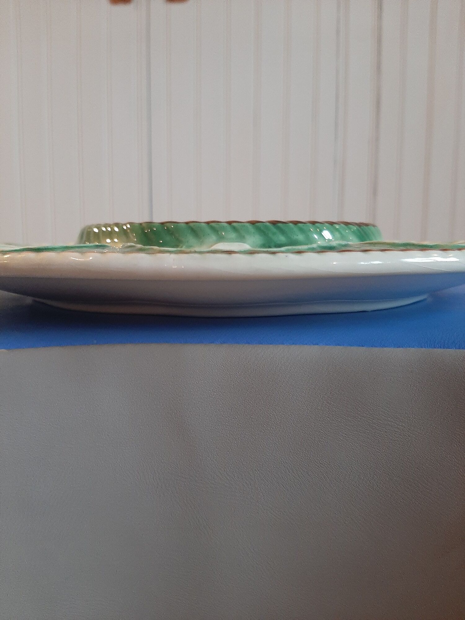 Vintage Oyster Flat / majolica Oysters flat Longchamp