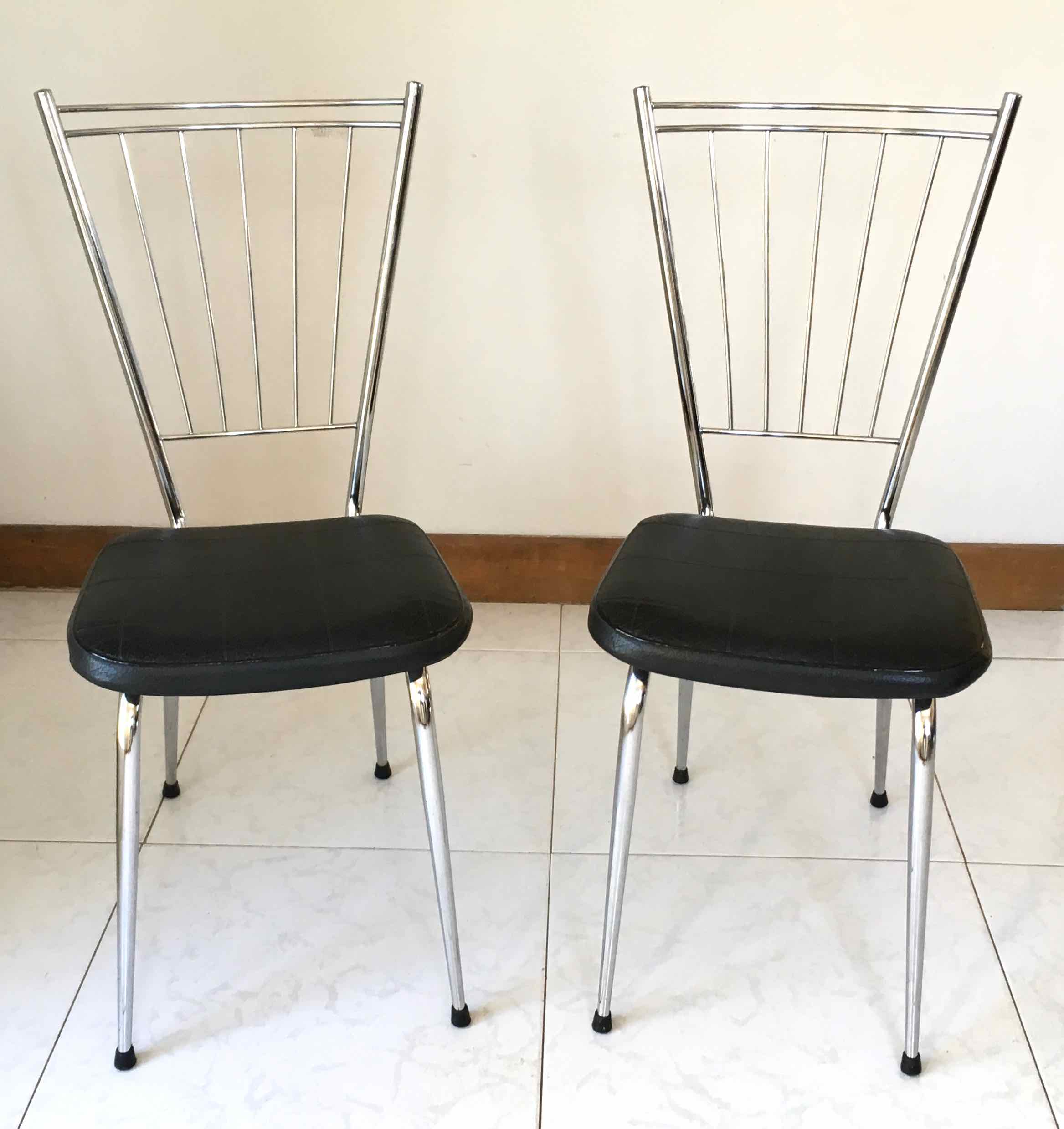 Pair of chairs design 1960-70