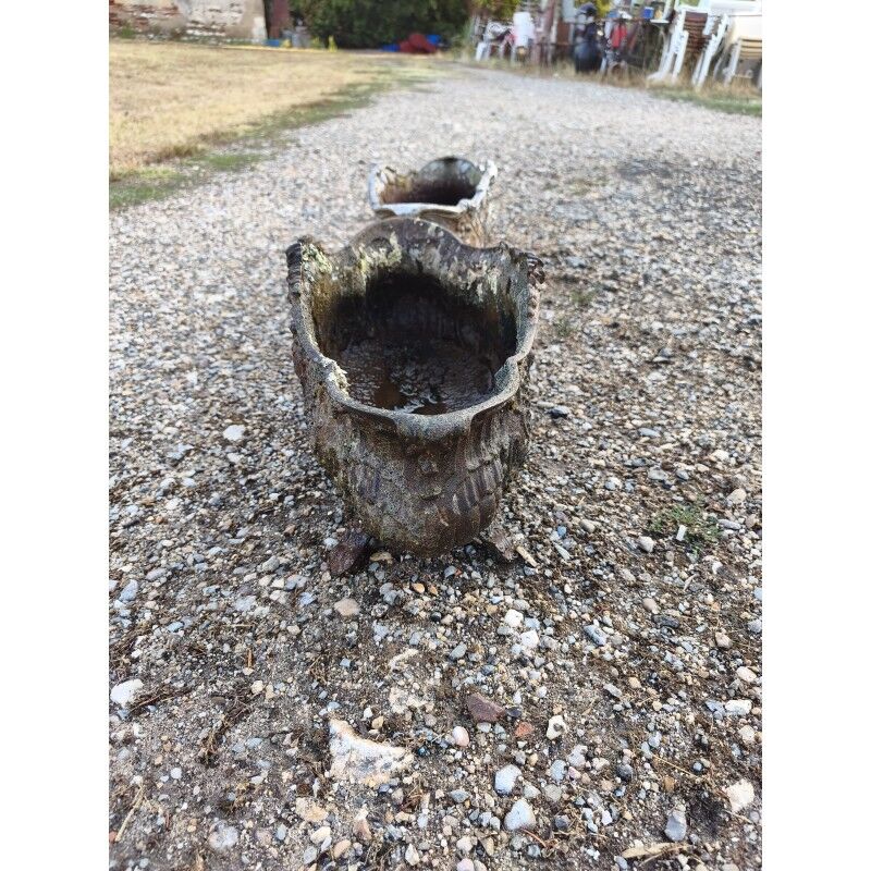 Pair of cast iron planters from 1900 in Charleville - Mézières