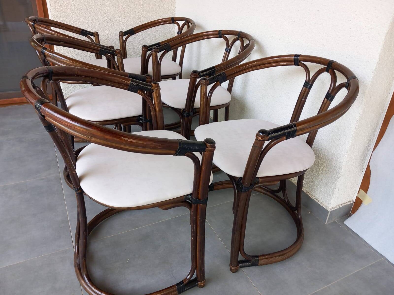 Set of six chairs Italy 1970s