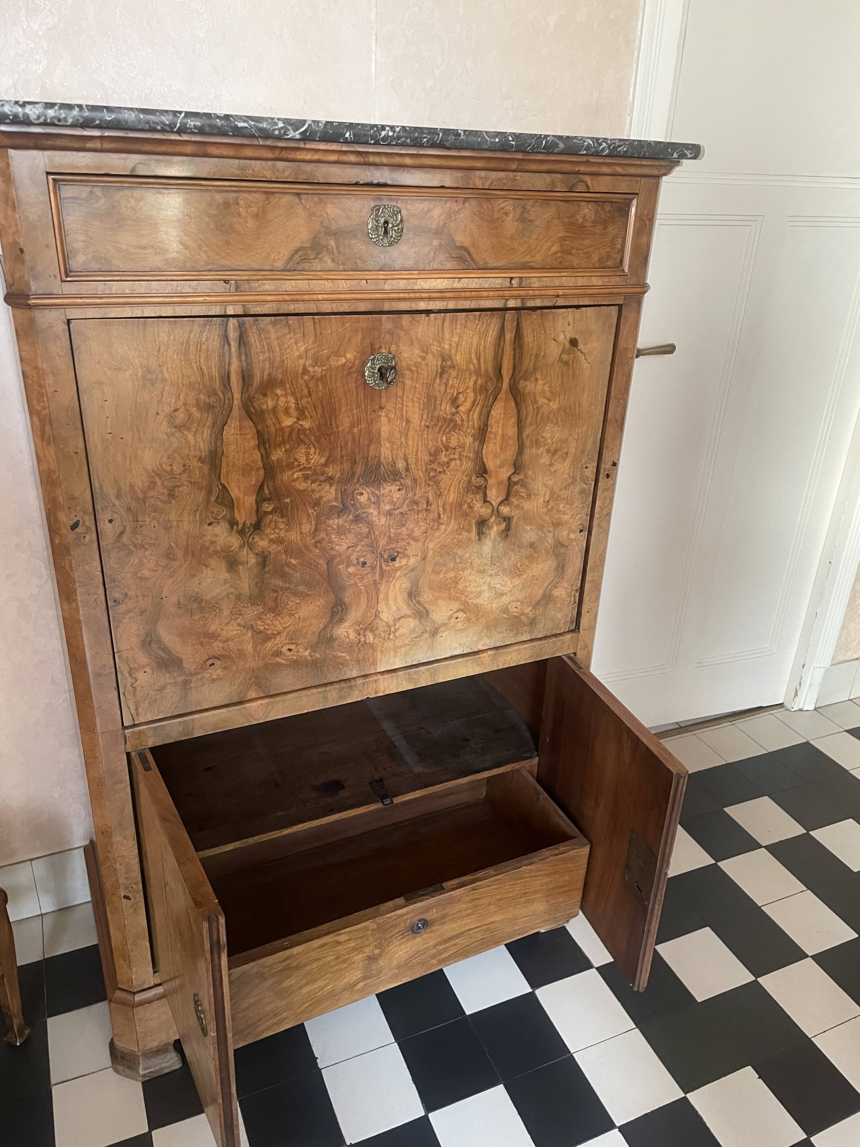 Secrétaire Noyer ancien Mi XIX