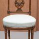 Paire de Chaises d'Appoint Sculptées en Bois Doré