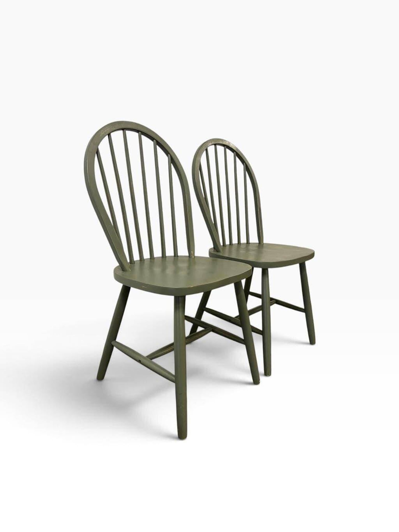 Ensemble de 2 chaises de salle à manger vintage vert olive à fuseaux
