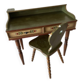 Bureau coiffeuse en bois avec sa chaise vert olive et motifs floraux
