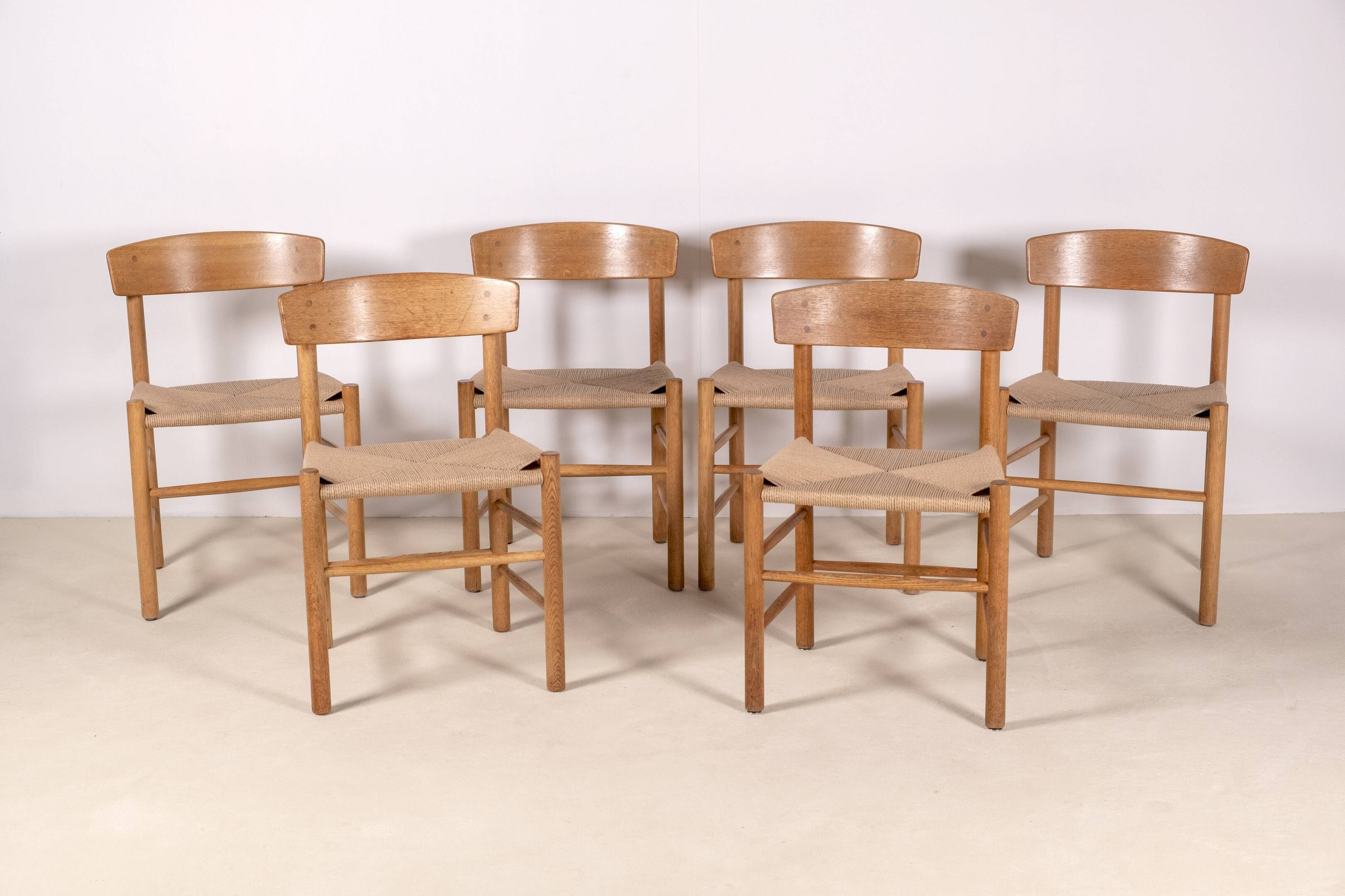6x Børge Mogensen J39 in Oak, 1980s FDB Møbler, Denmark