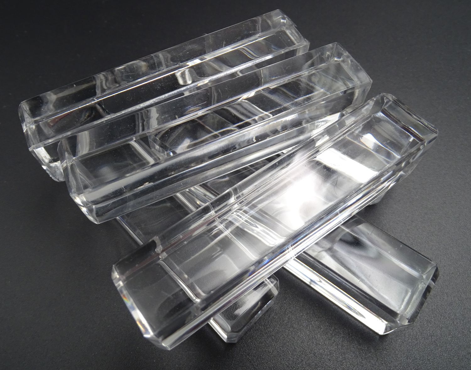 Lot de 10 repose-couteaux en cristal de Saint-Louis - Etat correct