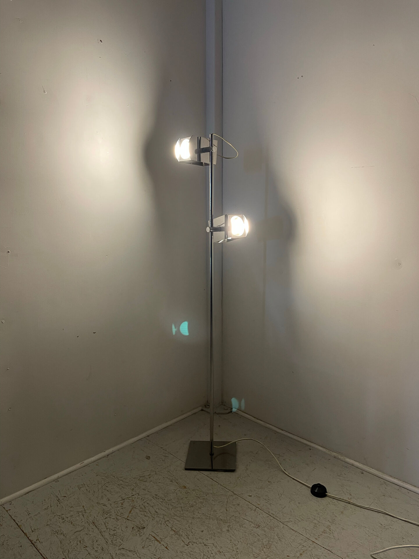1970s two-spot floor lamp