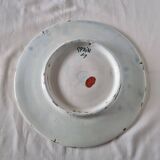 Ancienne assiette en céramique ou faïence espagnole fabriquée et peinte à la main Milieu du siècle