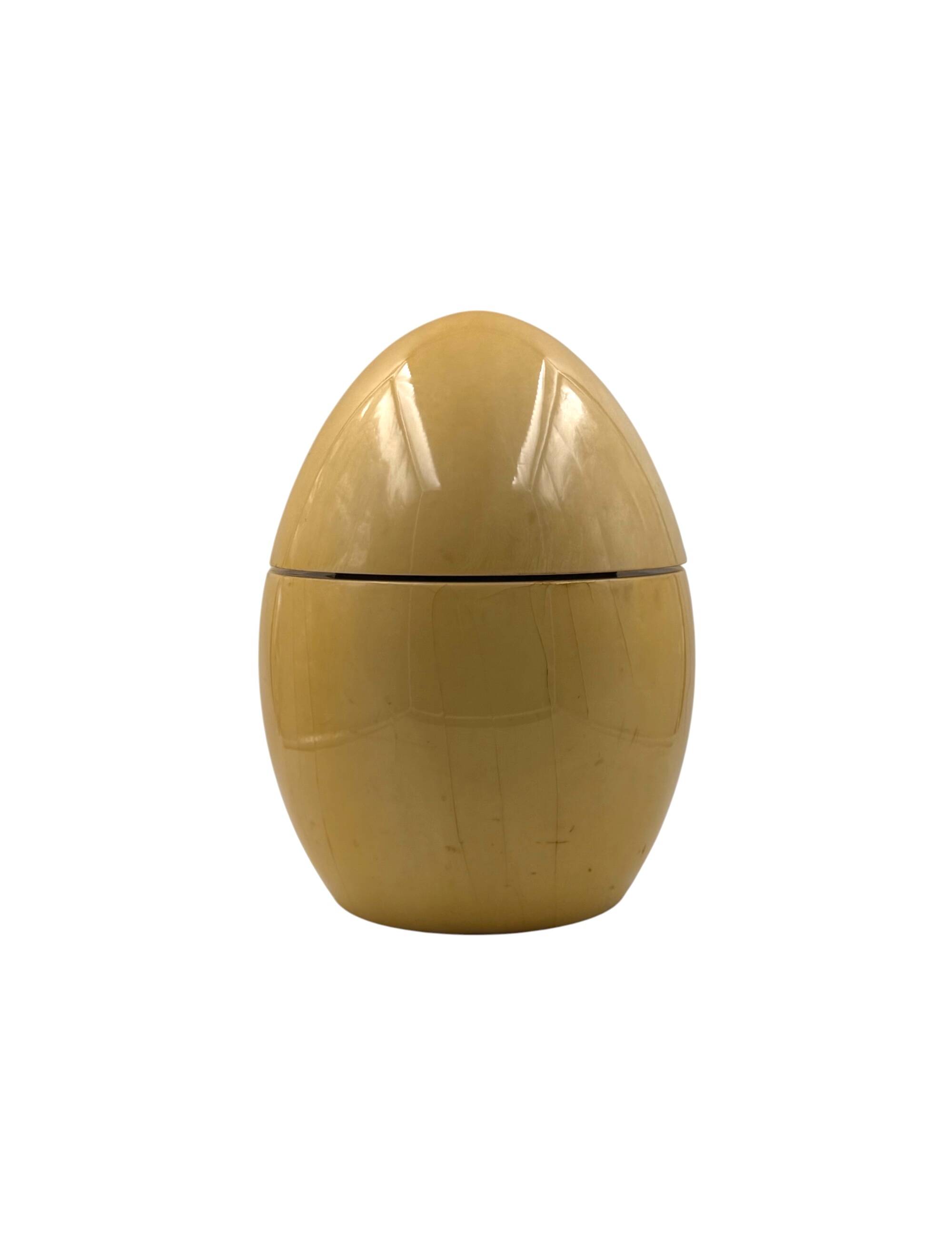 Tommaso Barbi, rare egg shaped large parchment box, TB Italy, ca. 1970