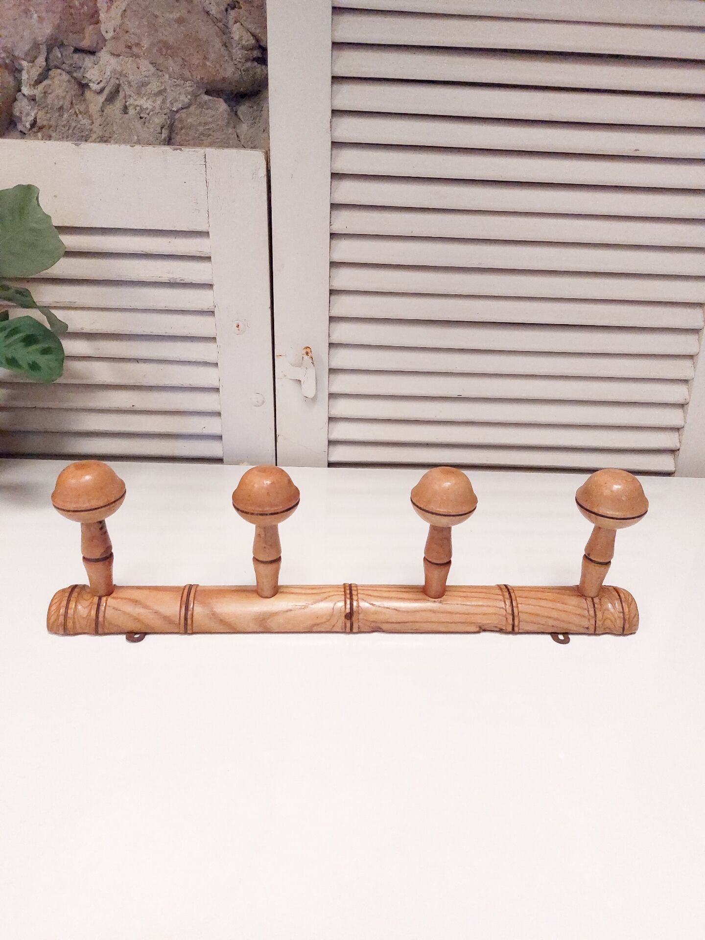 Porte manteau 4 patères 