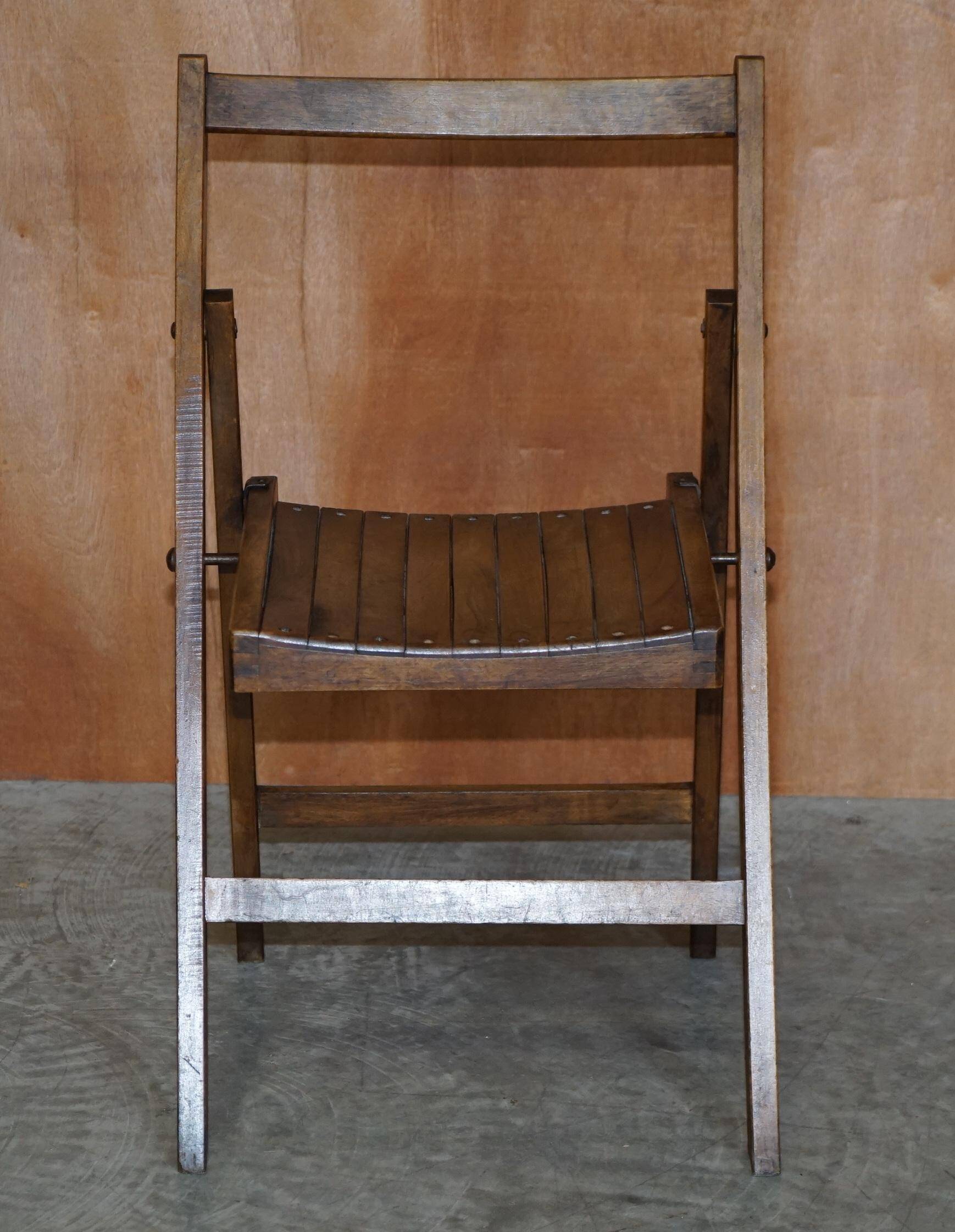 Suite de six chaises pliantes steamer en chêne anglais circa 1900-1920