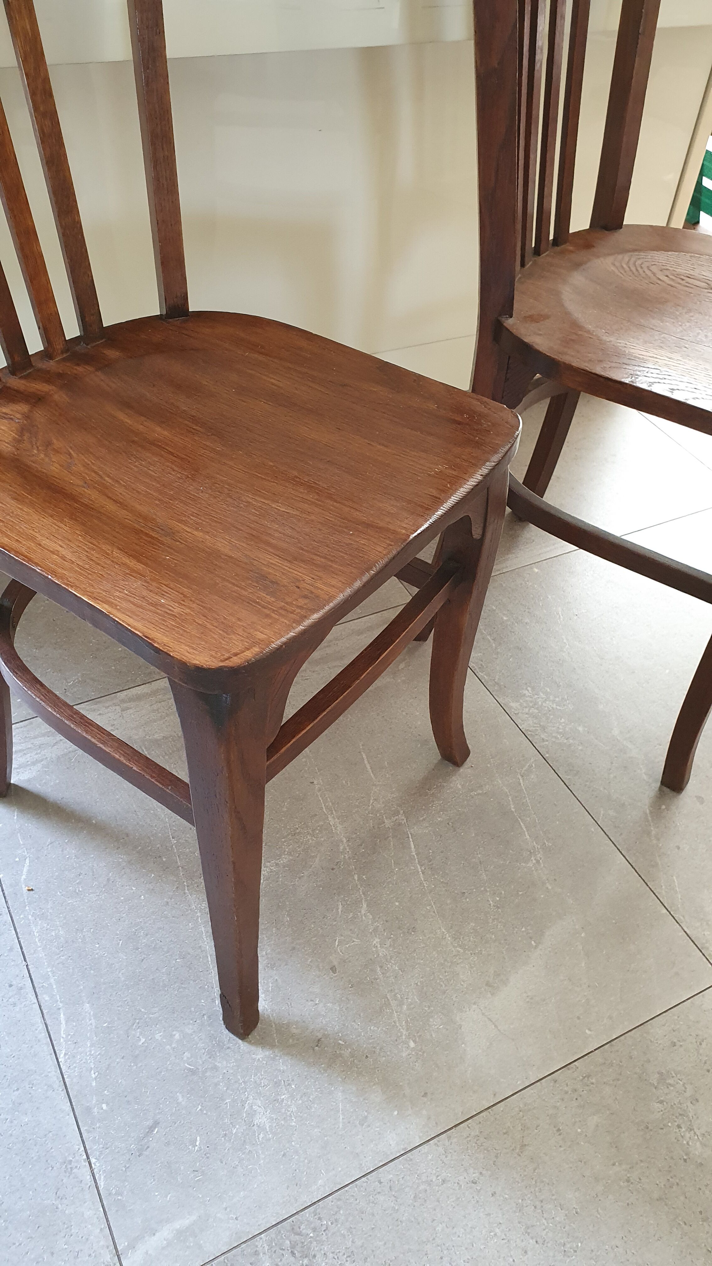 Paire de chaises dites américaines années 40