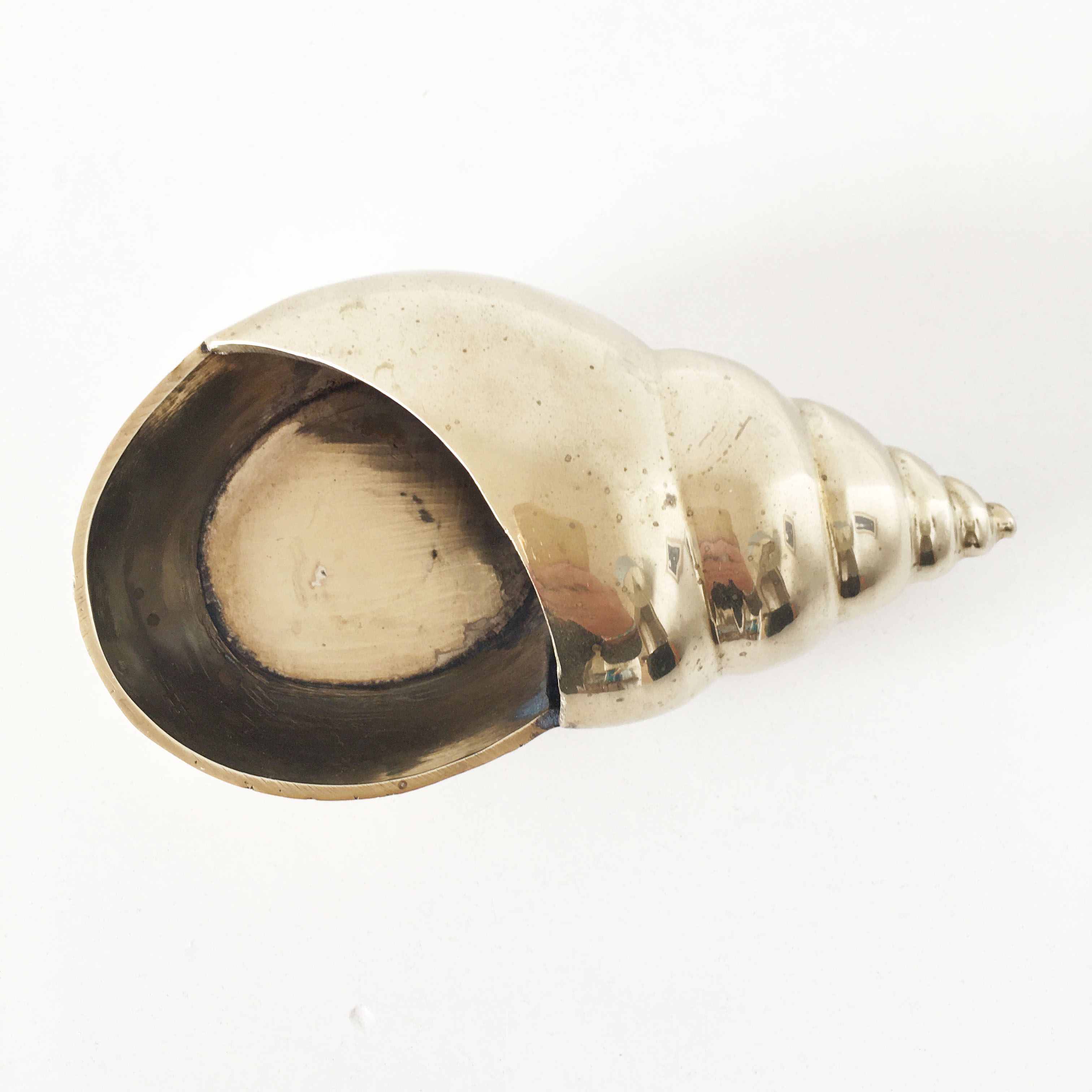 Vintage brass shell ashtray