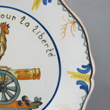 Geo Matel earthenware plate copy of old Nevers model 'I sing for freedom'