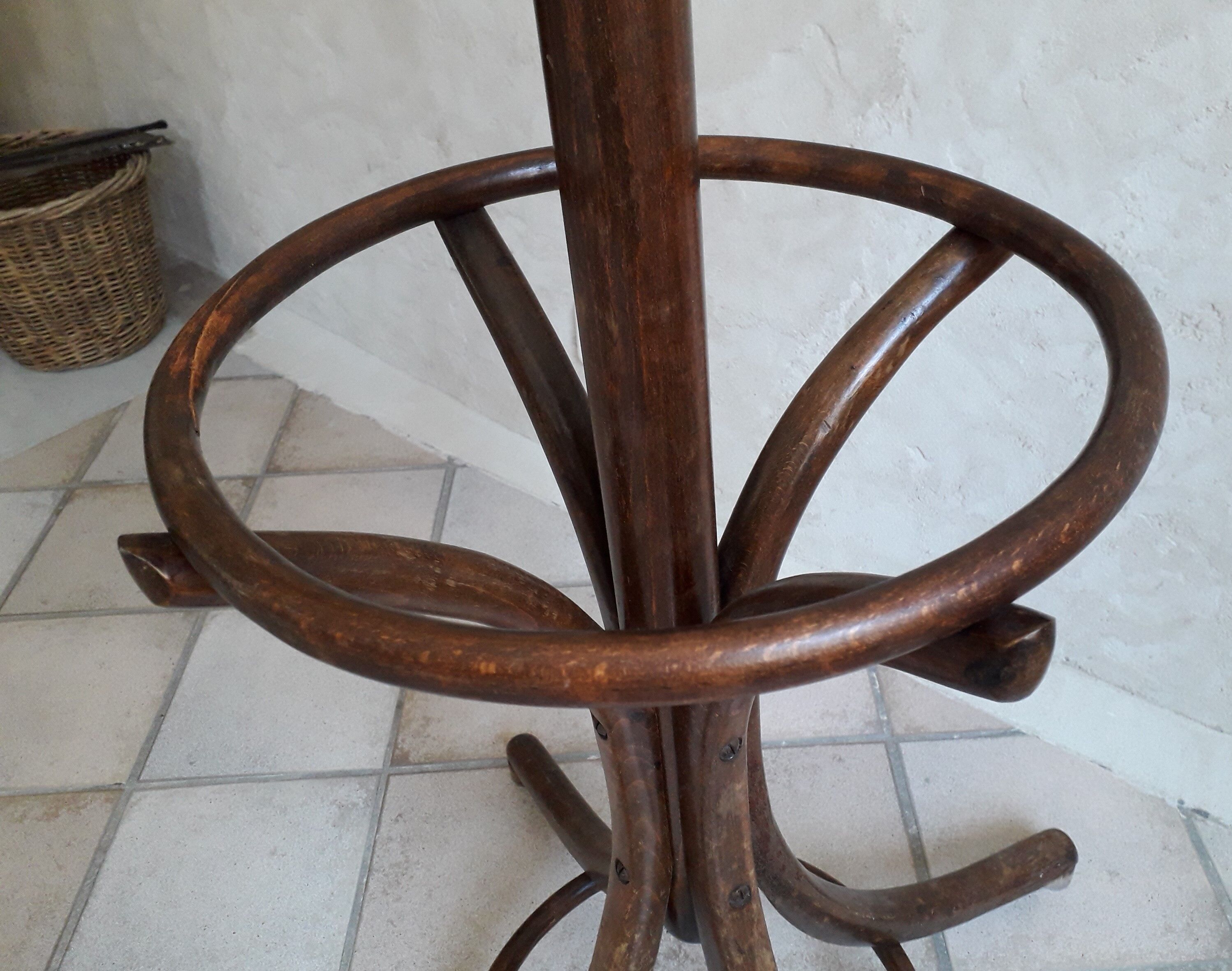 Wooden parrot holder