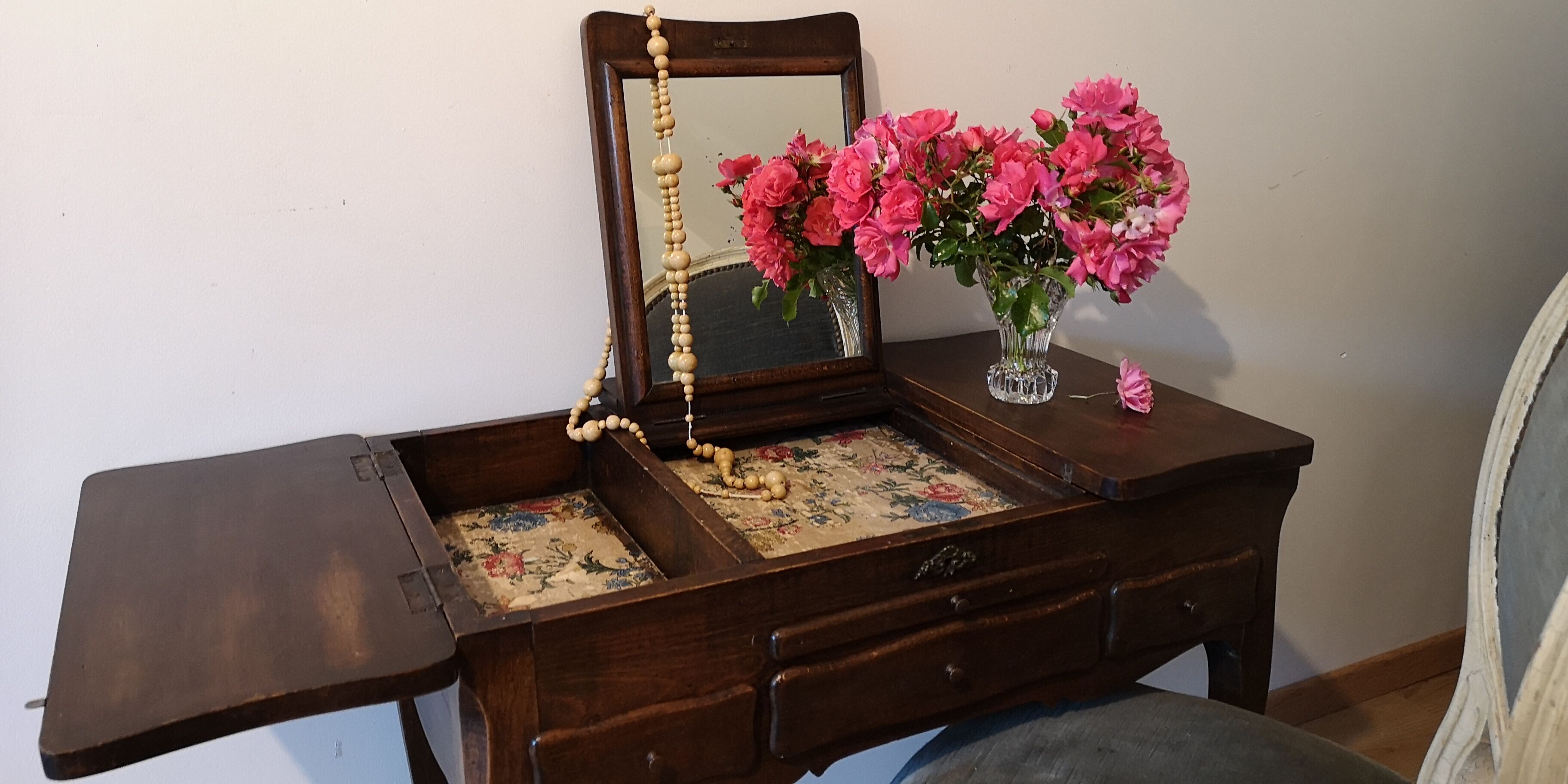 Louis XV style dressing table