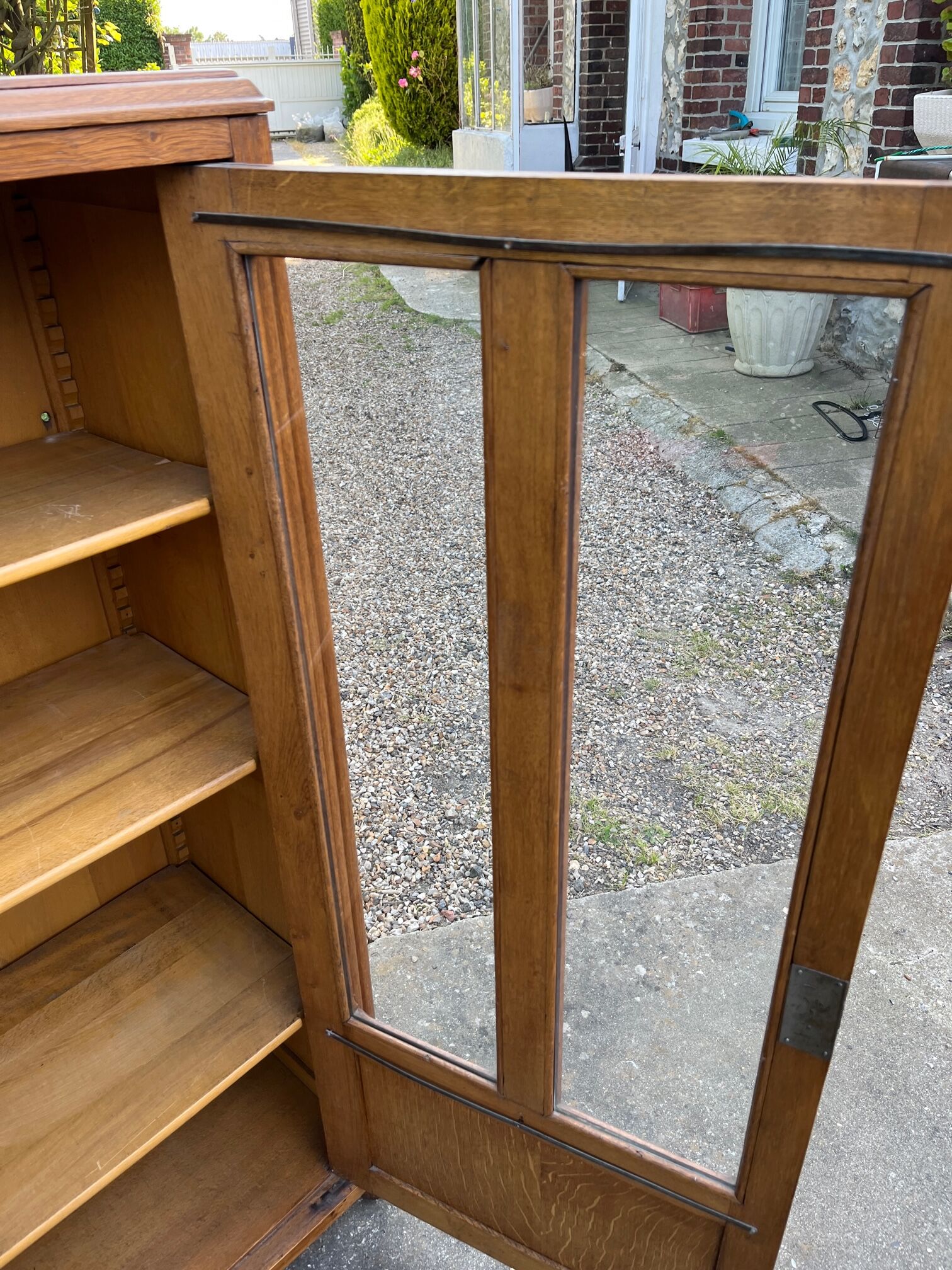 Art deco showcase cabinet year 30/40 3 shelves