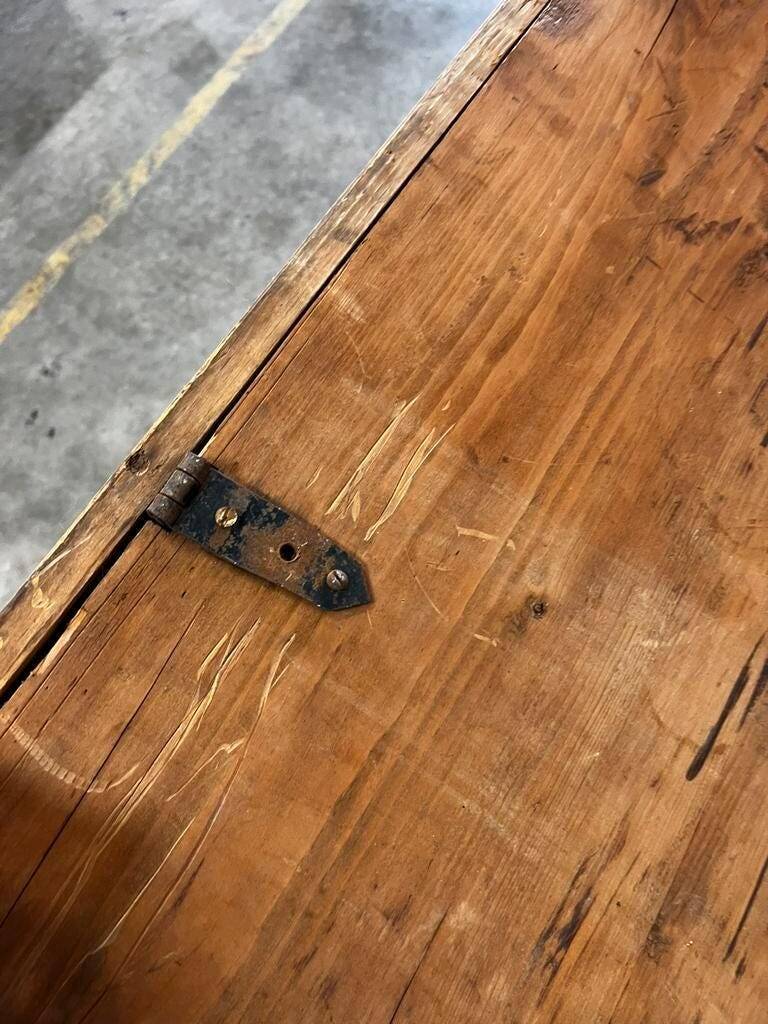 Vintage wooden chest / side table / coffee table