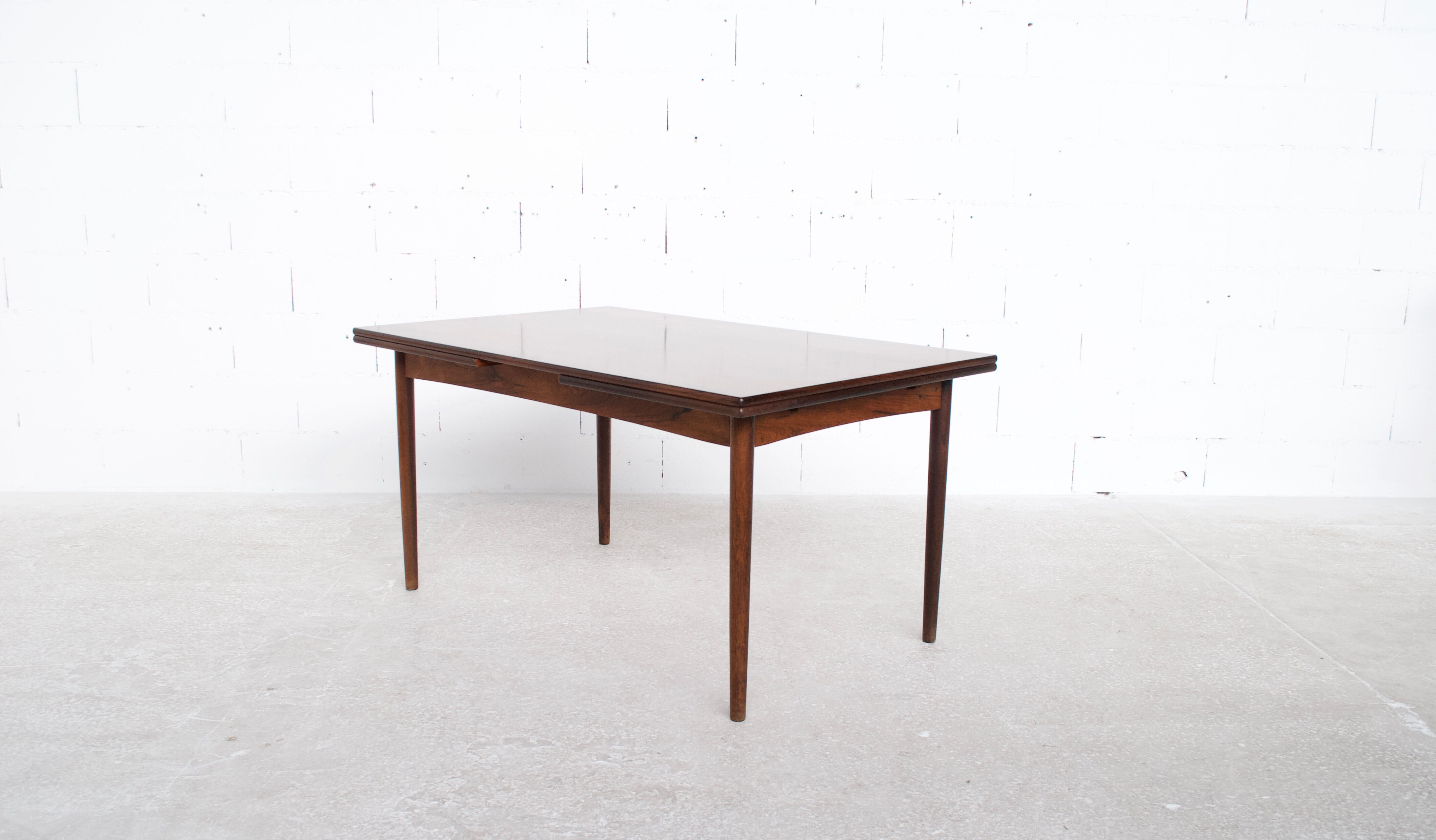 Scandinavian rosewood dining table 60's