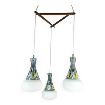 lampe suspendue à 3 lumières en teck, verre opalin et céramique, exceptionnellement belle dans le style danois moderne