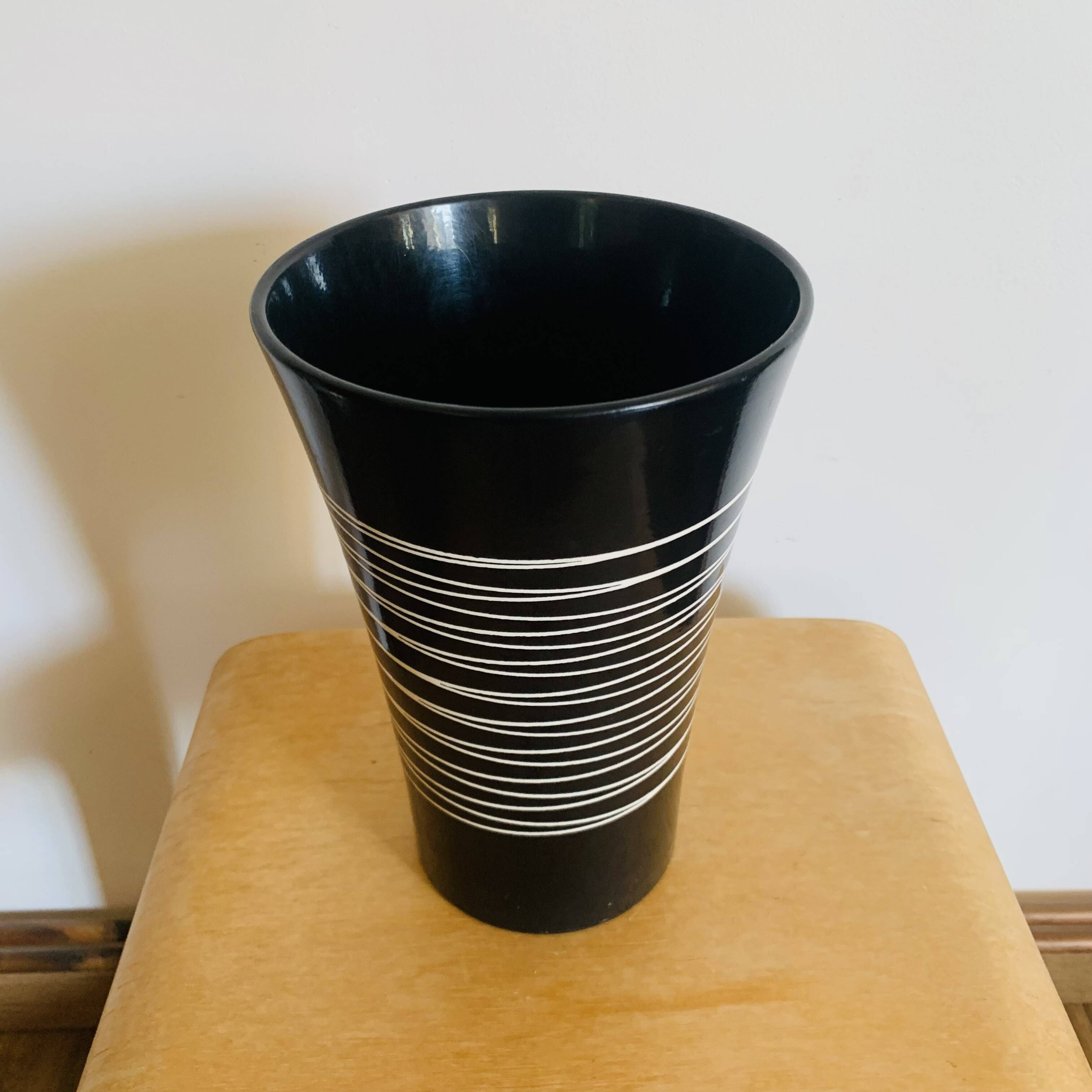 Vintage black Scheurich vase with graphic design – West Germany – 70s/80s