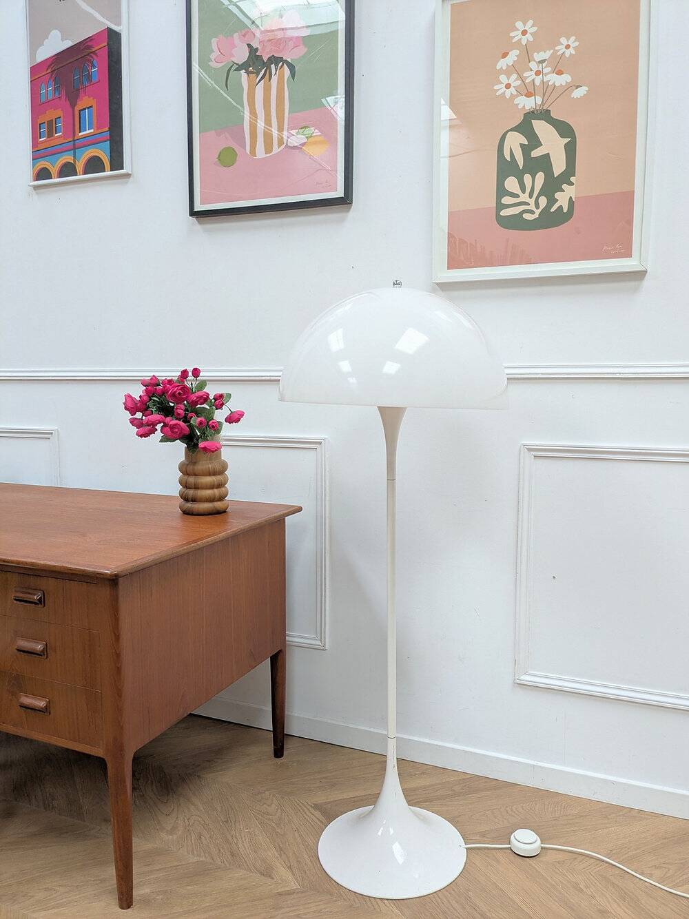 White Panthella lamp