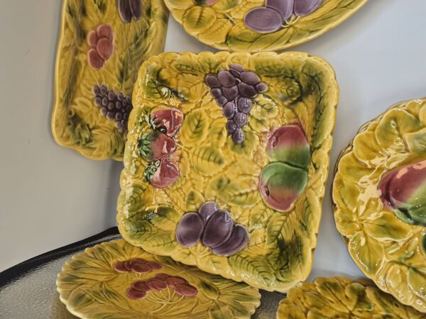 Lot 11 assiettes dessert Sarreguemines barbotine fruits 19cm vintage rare