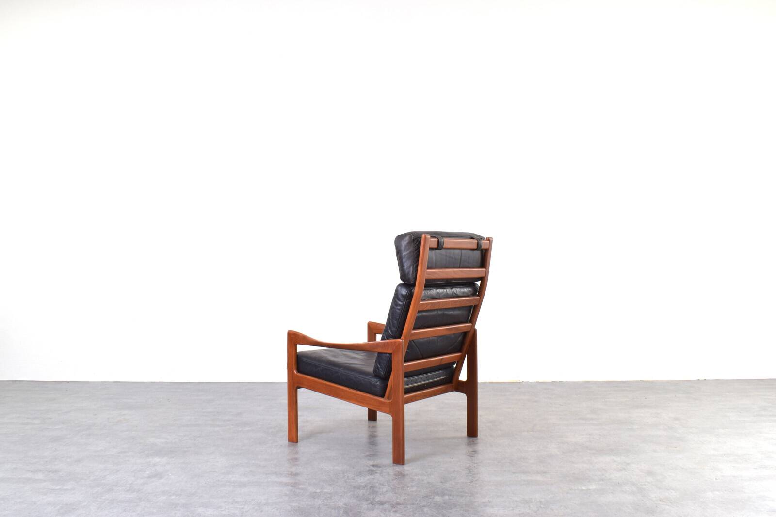 Mid-Century Teak Lounge Chairs by Illum Wikkelsø for Niels Eilersen, 1960s.