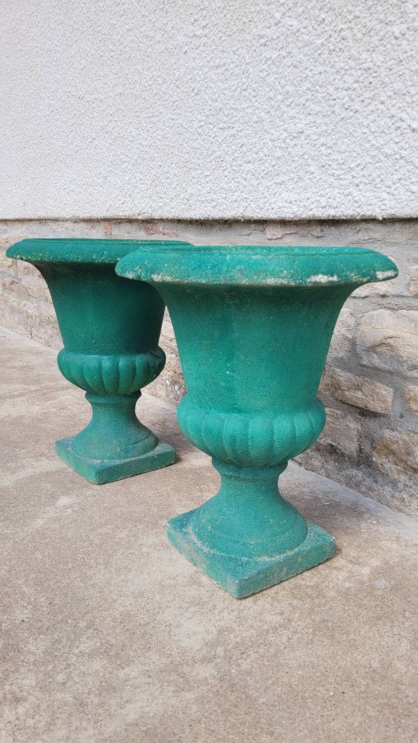 Pair of Medici Vases in old reconstituted stone 1950s