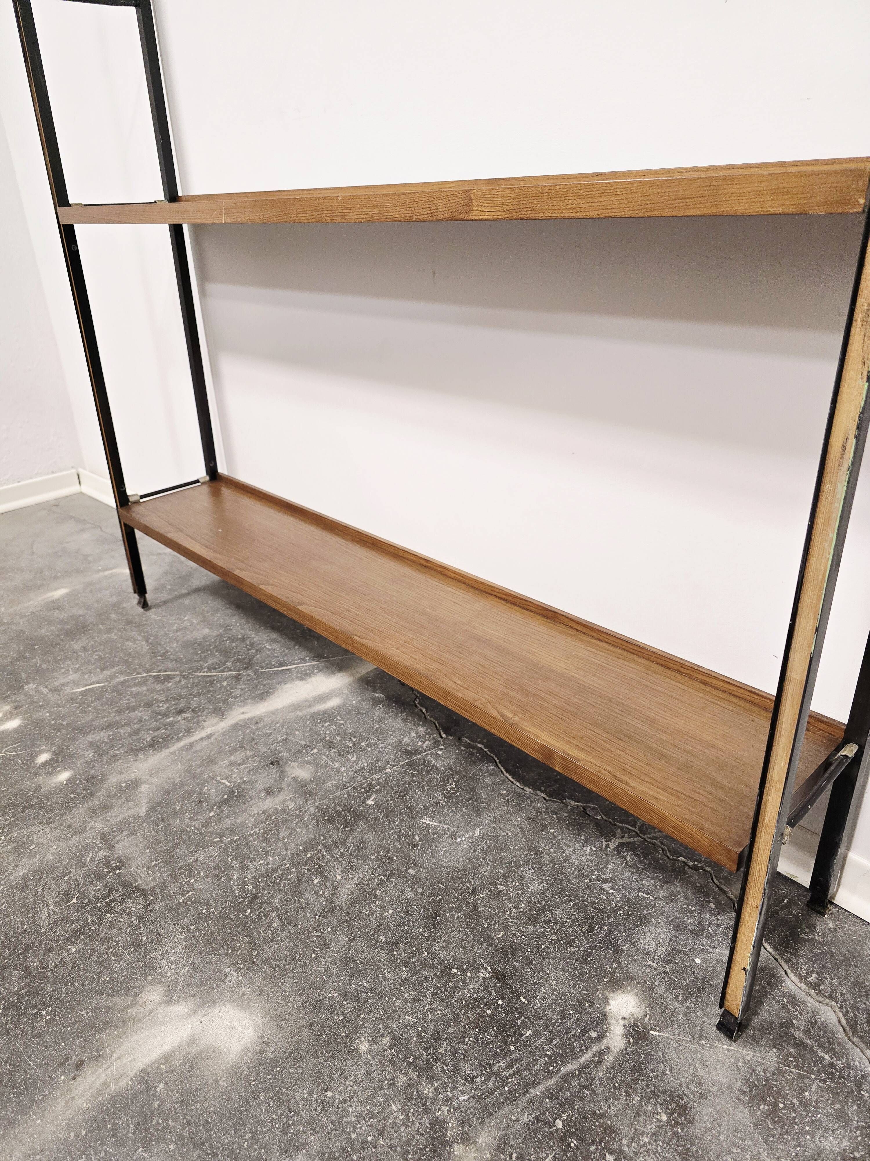 Vintage 1950s Mid-Century Modern Wall Shelving Unit – Hardwood & Alumi