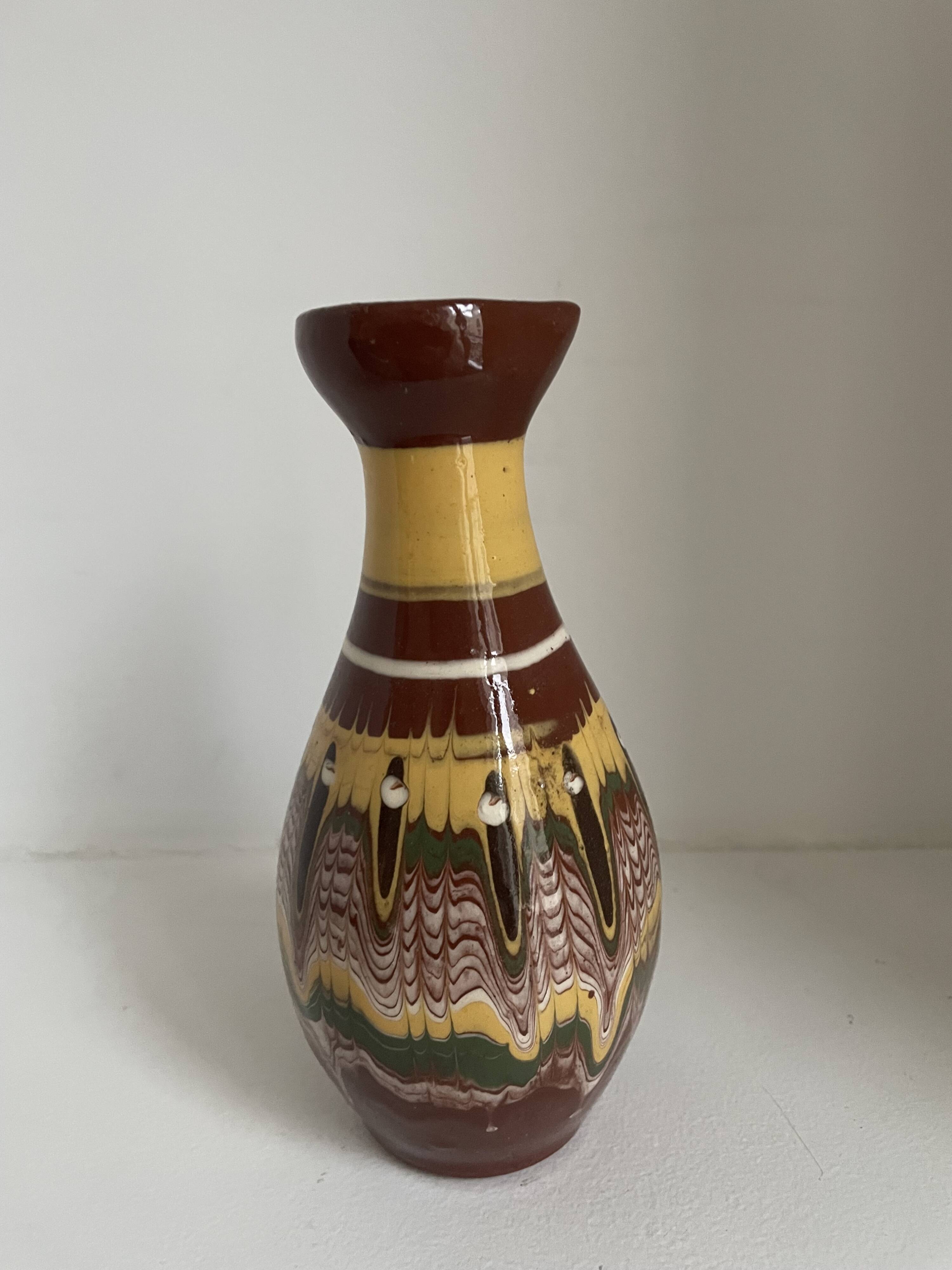 Set of 20 decorative items