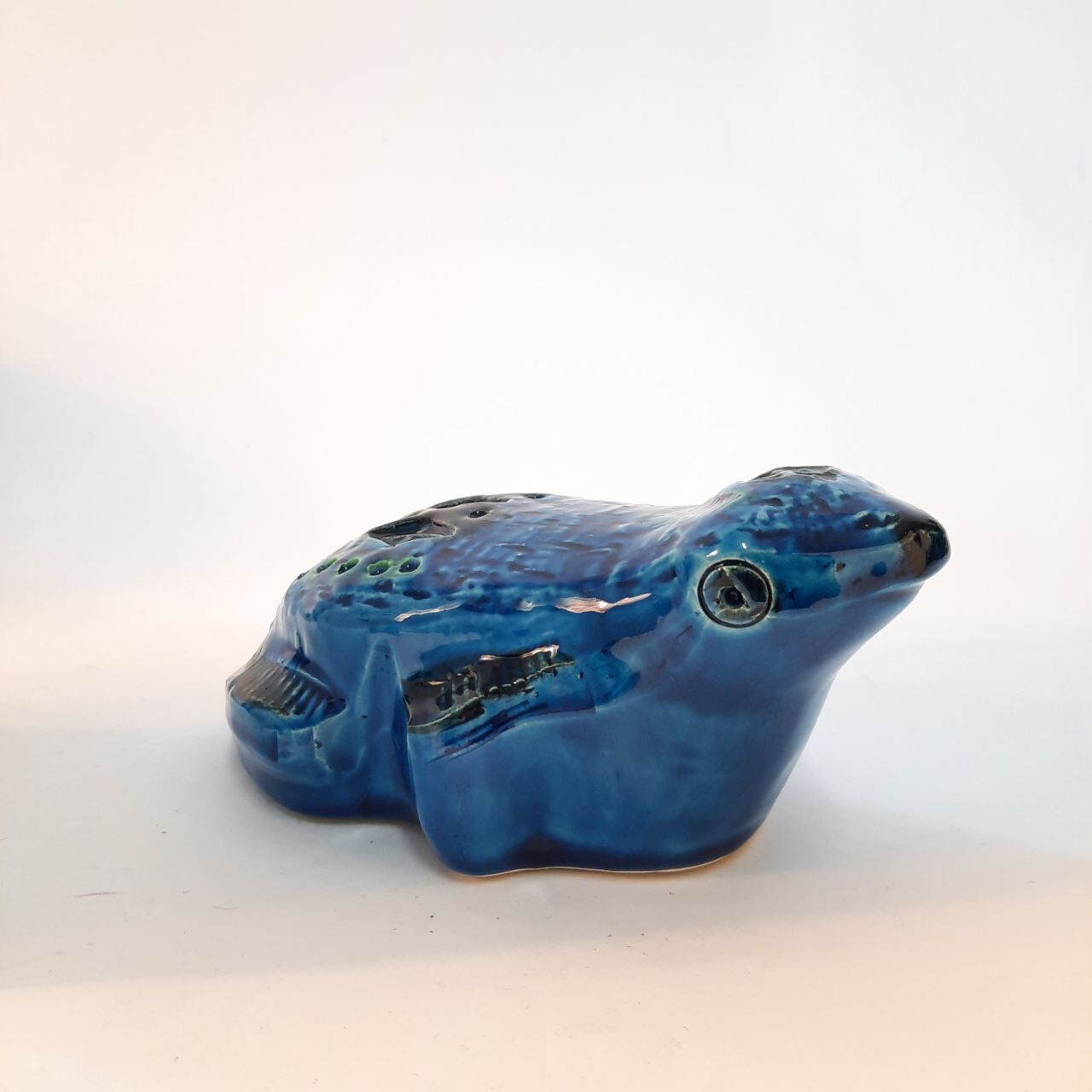Vintage frog statue, Aldo Londi for Bitossi, Rimini blue series.