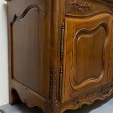 openwork Provençal credenza in walnut of the eighteenth century