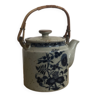 Tea-pot