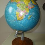 Globe Taride