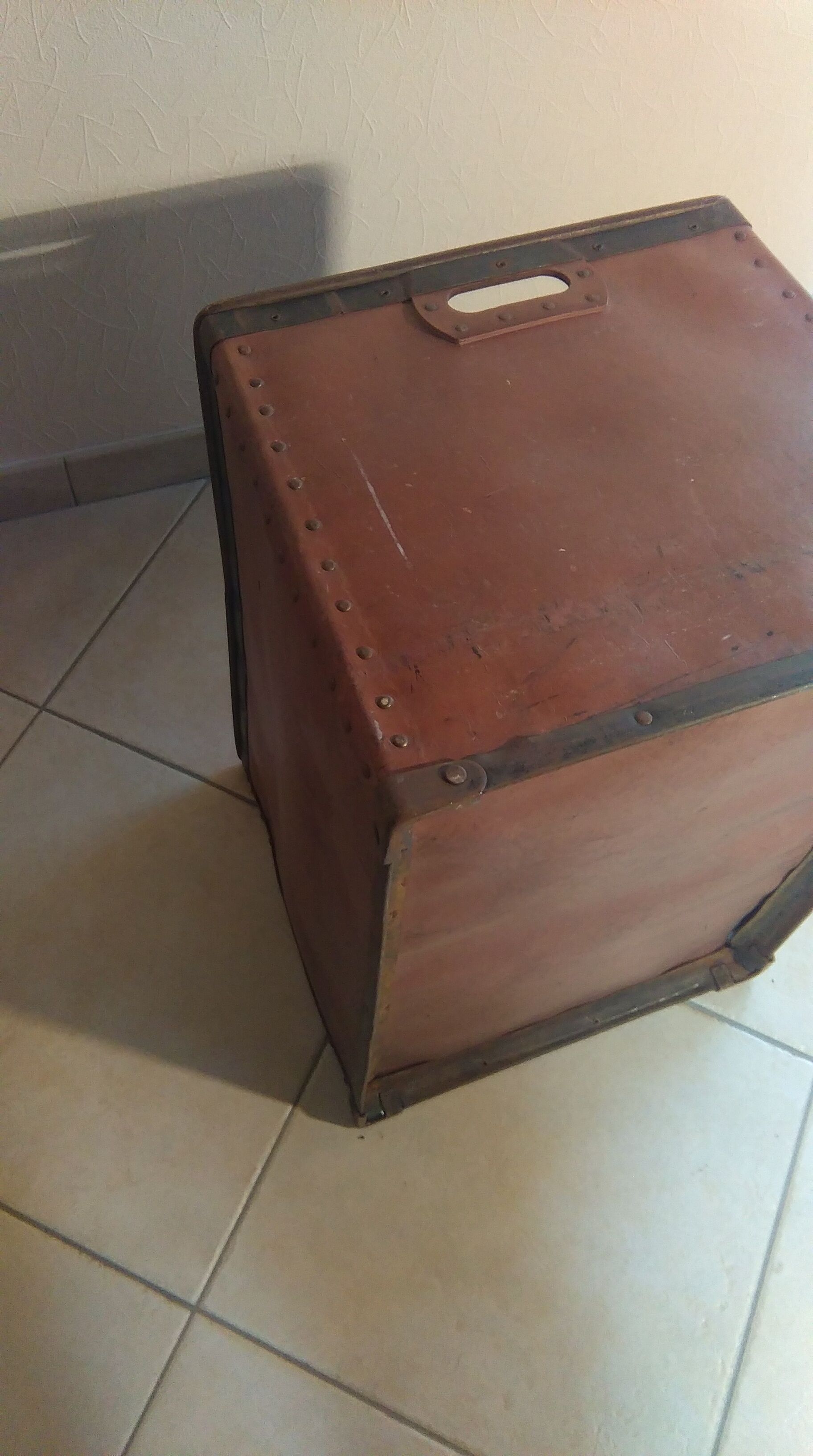 Industrial brand Suroy fund