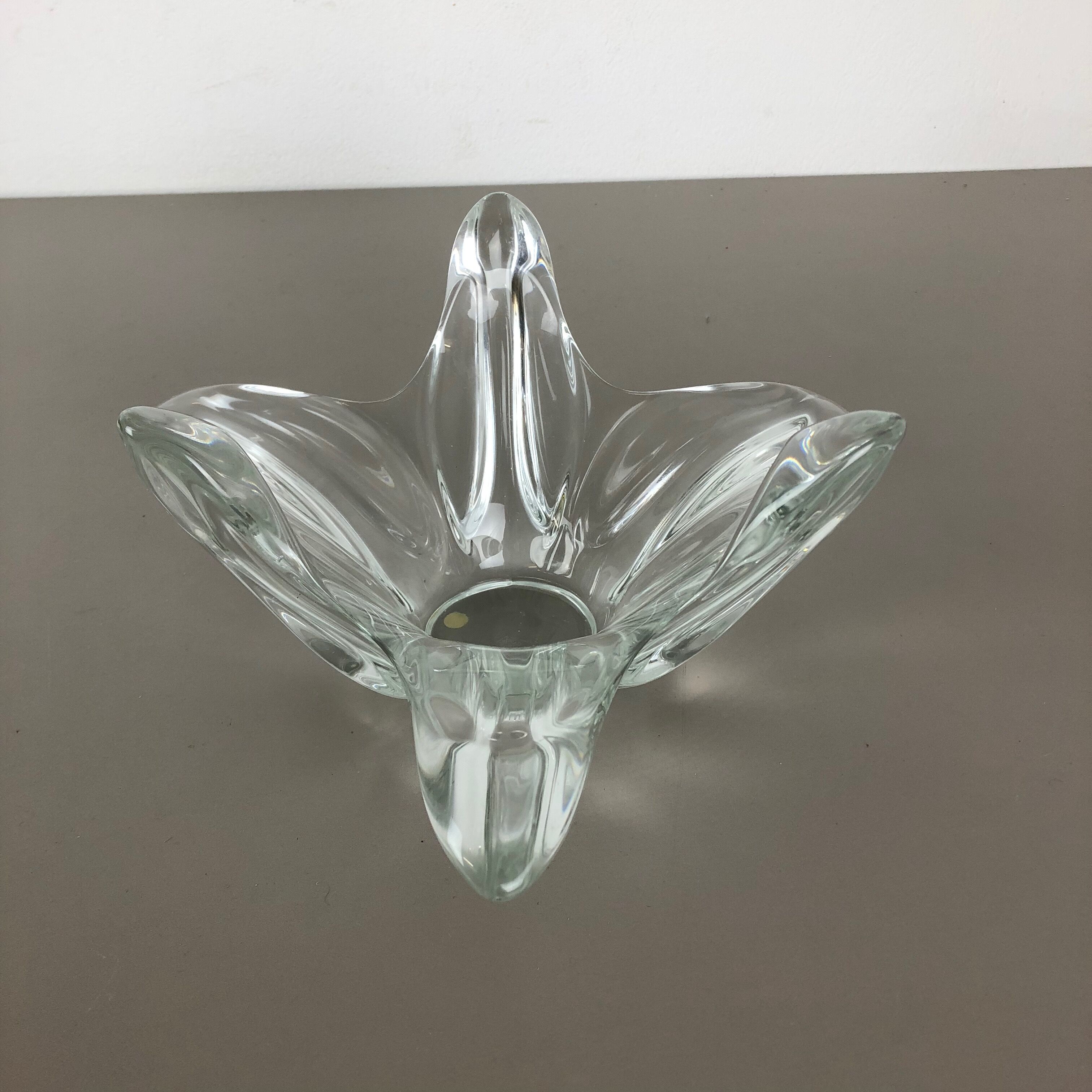 Large French Floral Crystal Glass Shell Bowl by Art Vannes, France, 1970s