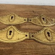 4 antique bronze/gilded brass lock plates Louis XV furniture Na