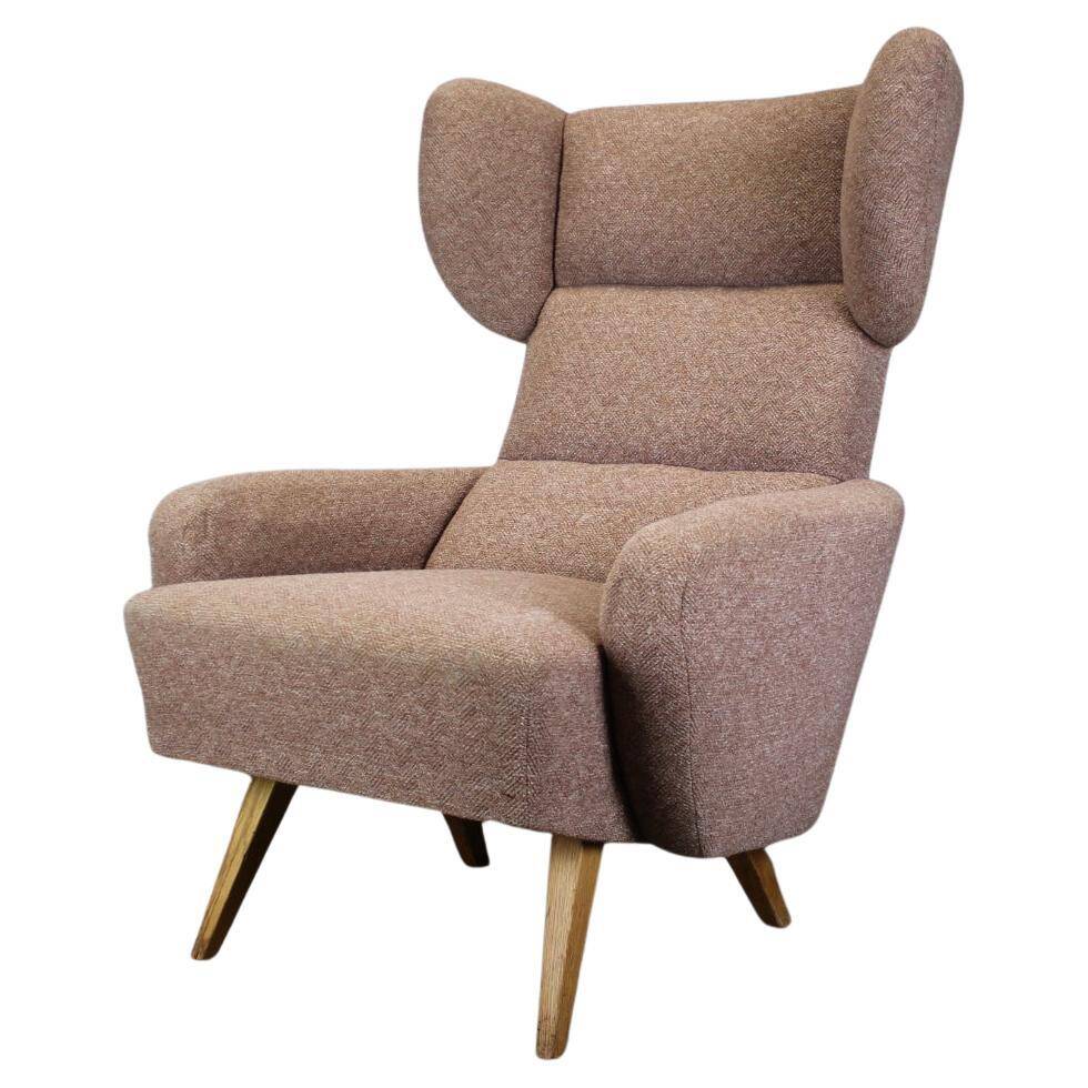 Mid-century wingback lounge chair in pink fabric, Czechoslovakia, 1970s